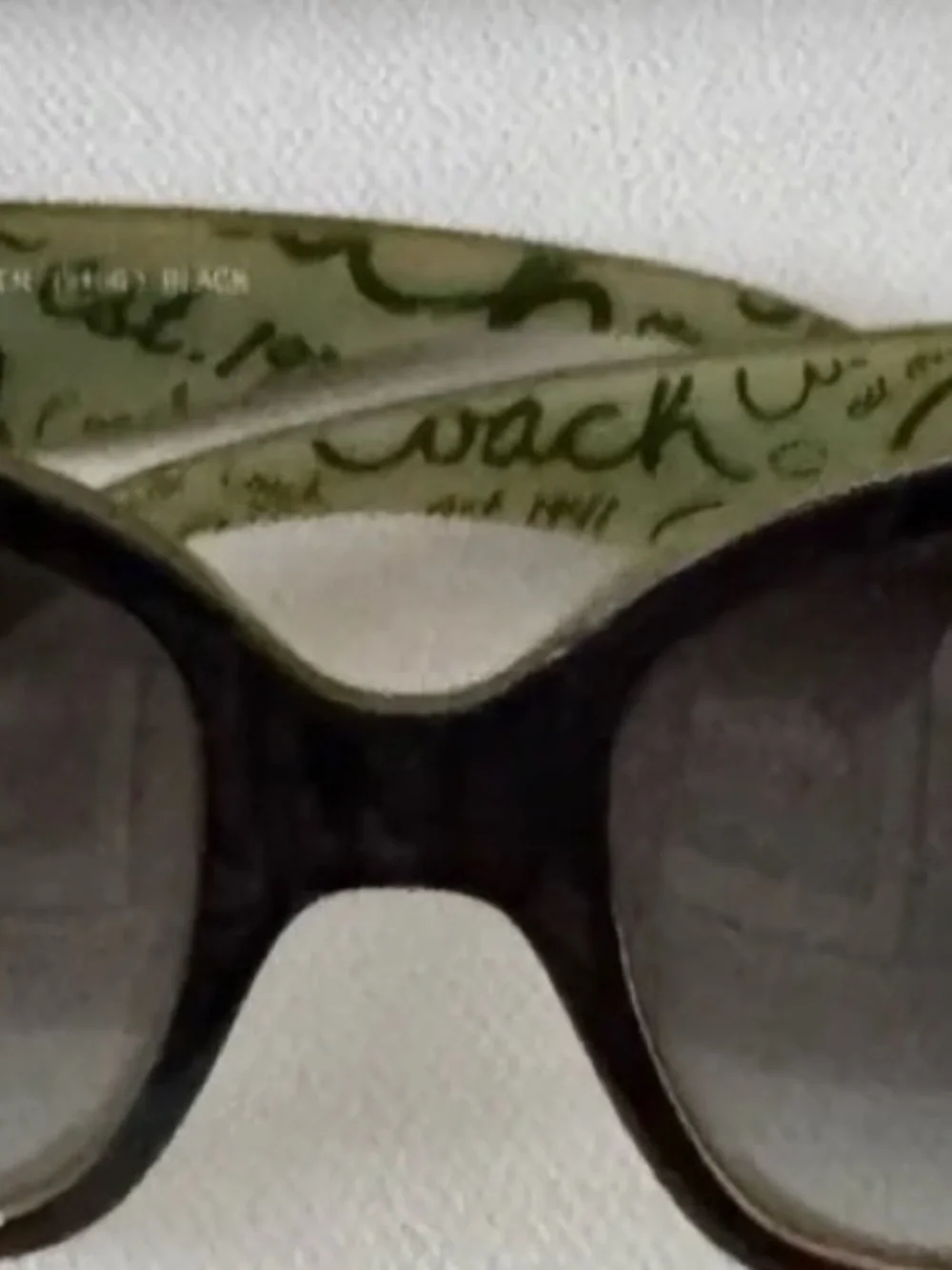 Authentic Coach Ginger Women's Black oversized Sunglasses S496